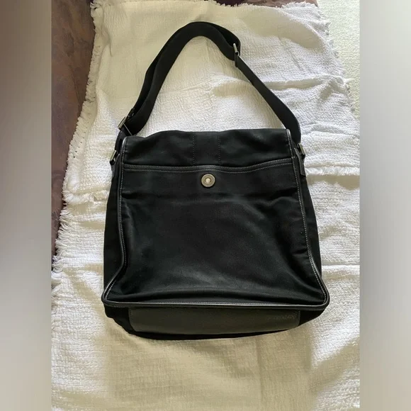 Coach canvas messenger bag